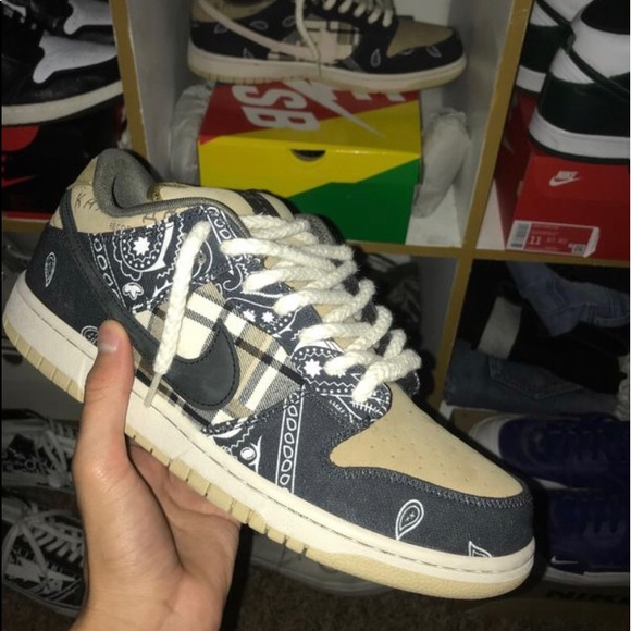 nike sb dunk low size 12